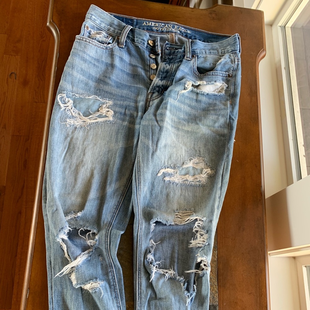 American Eagle distressed boyfriend jeans